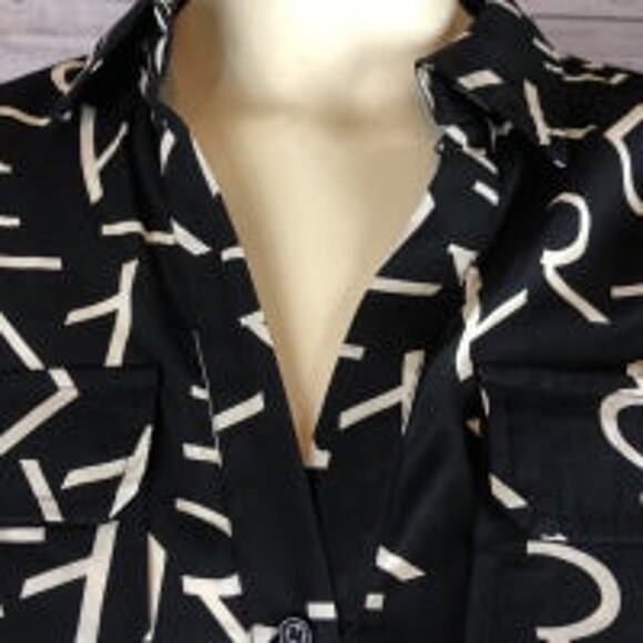 NWT Milk & Honey black & cream Abstract blouse size small - Picture 5 of 11
